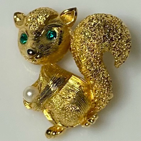Jewelry - Vintage Gold-Tone Squirrel Brooch with Green Rhinestone Eyes & Faux Pearl Nut